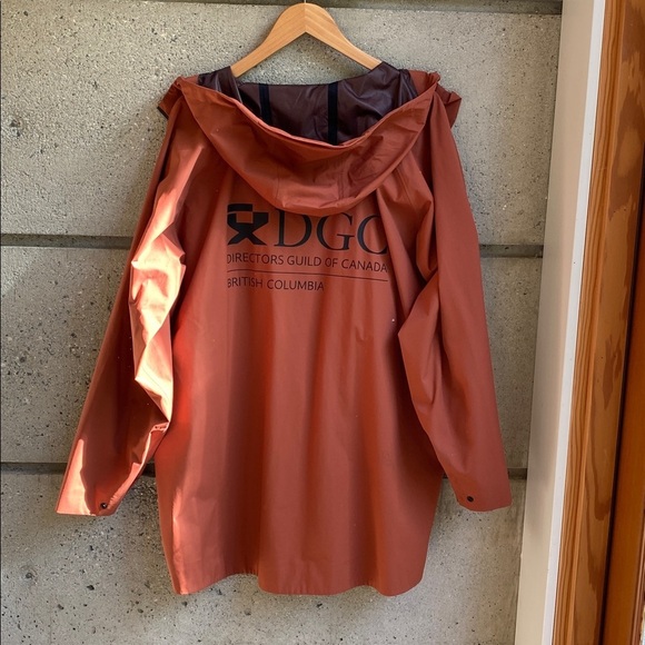 Unisex San Poncho Legacy Waterproof Jacket in Habanero - Picture 3 of 16